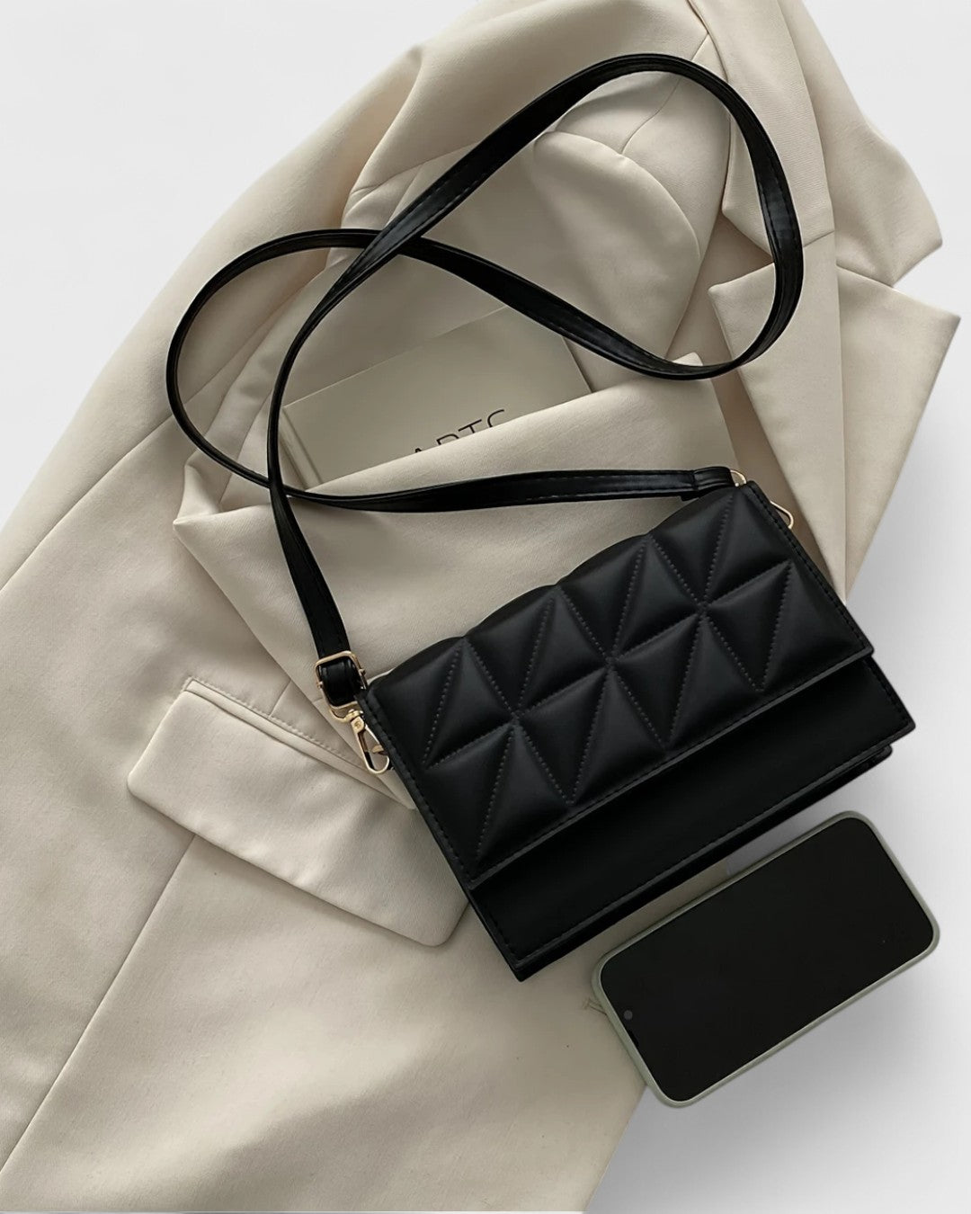 Sac bandoulière matelassé géométrique noir