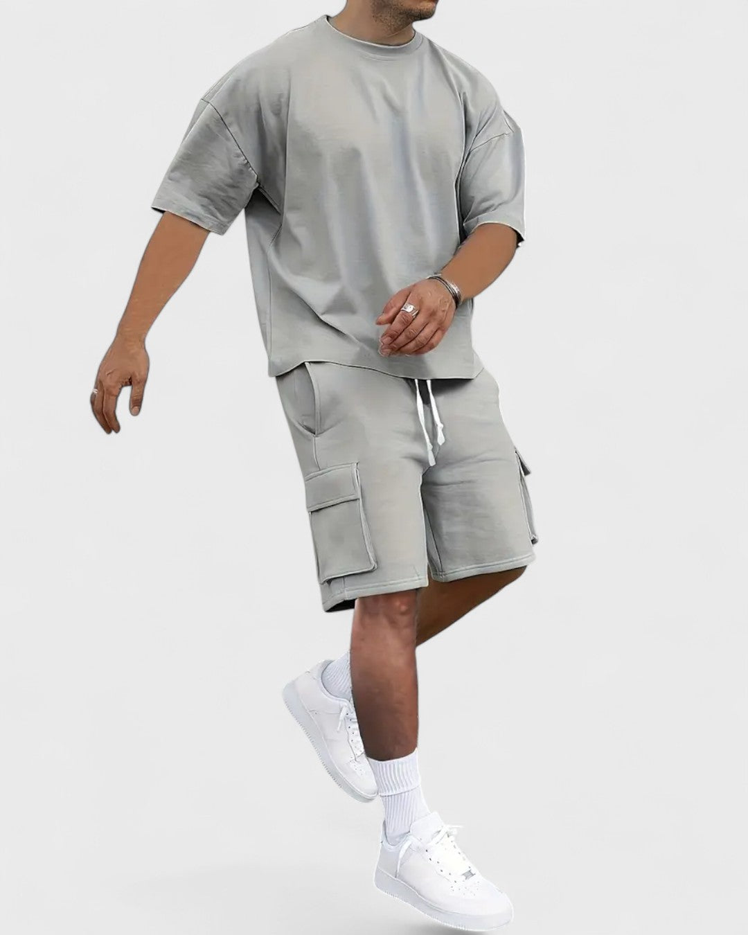 Ensemble t-shirt cargo et short à poches