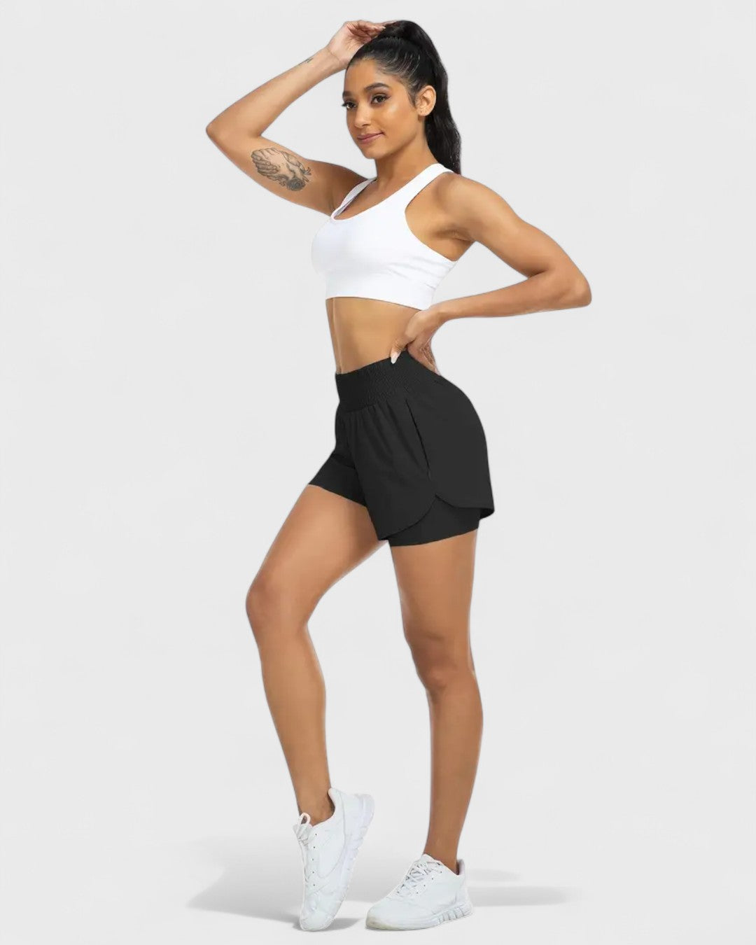 Short taille haute avec poches