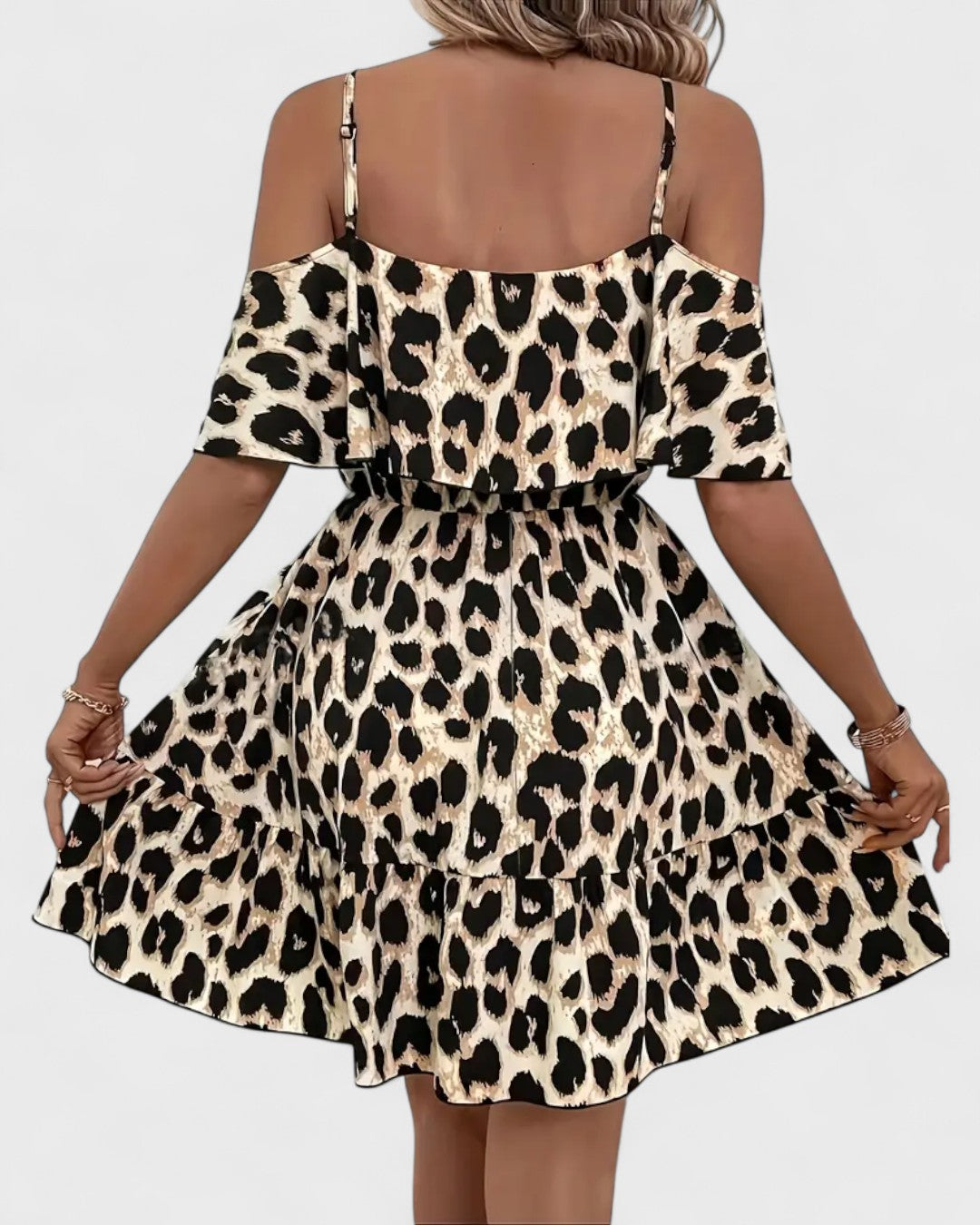 Robe fluide à bretelles imprimé léopard