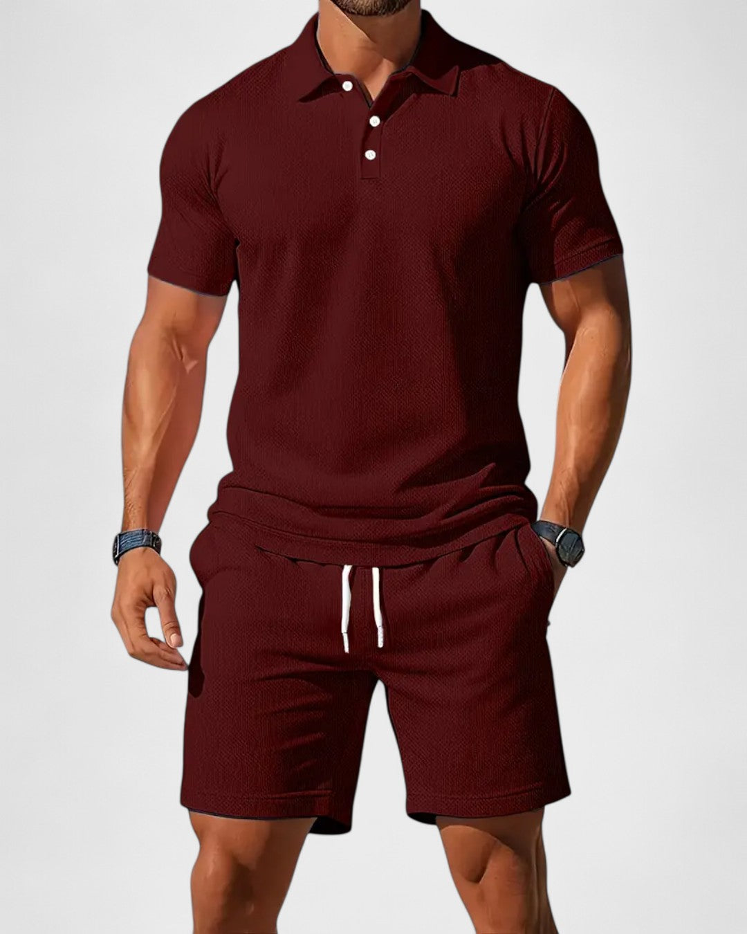Ensemble polo maille légère et short d’été
