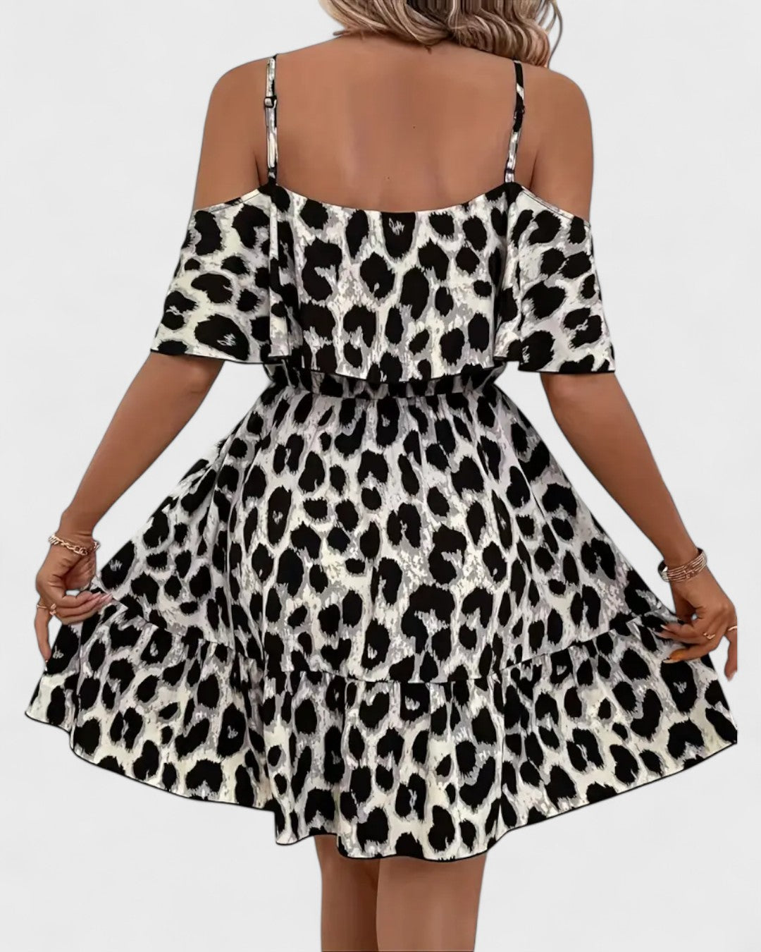 Robe fluide à bretelles imprimé léopard