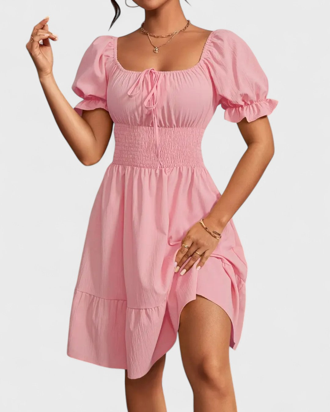 Robe d'été unie à manches bouffantes et ourlet volanté