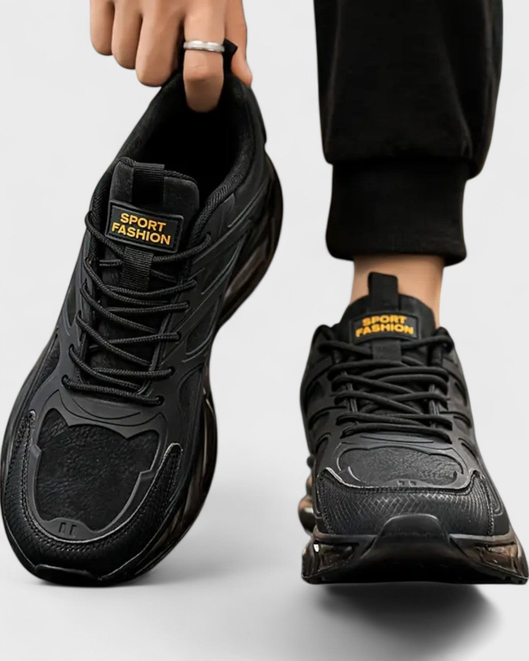Baskets sportives homme à lacets