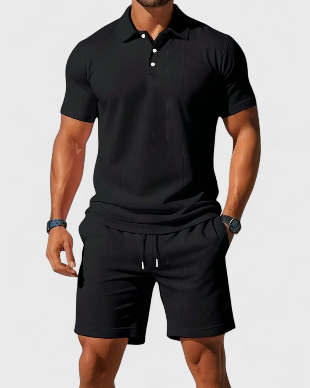 Ensemble polo maille légère et short d’été