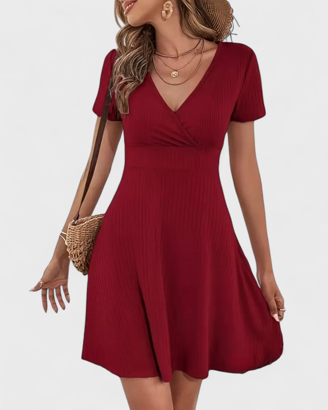 Robe côtelée à col cache-cœur et taille cintrée