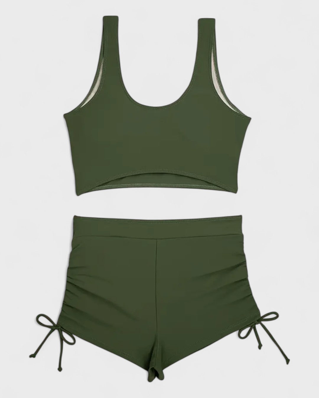 Magda | Bikini avec short et haut cache-cœur